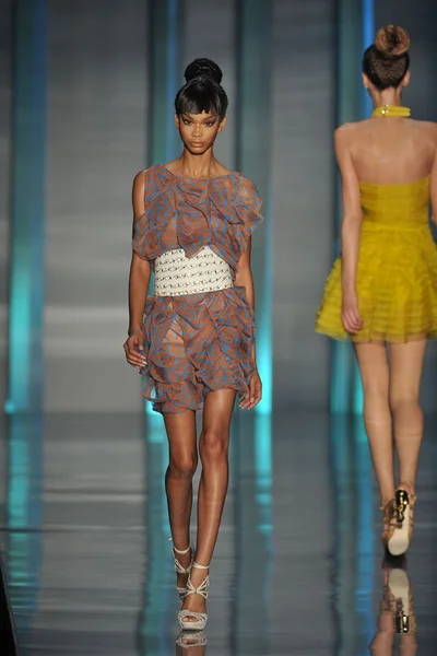 Look 26
